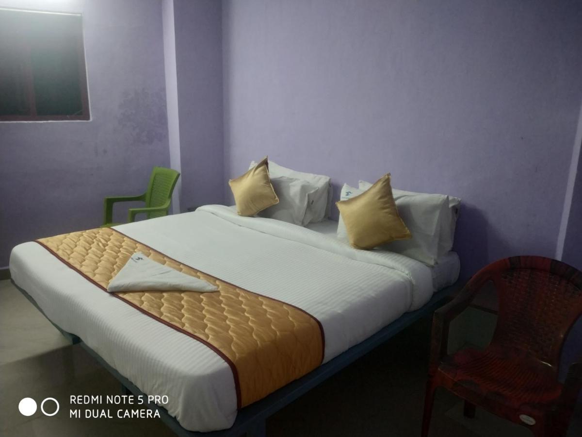 Skyry Hotel Iyyapanthangal Chennai Zewnętrze zdjęcie