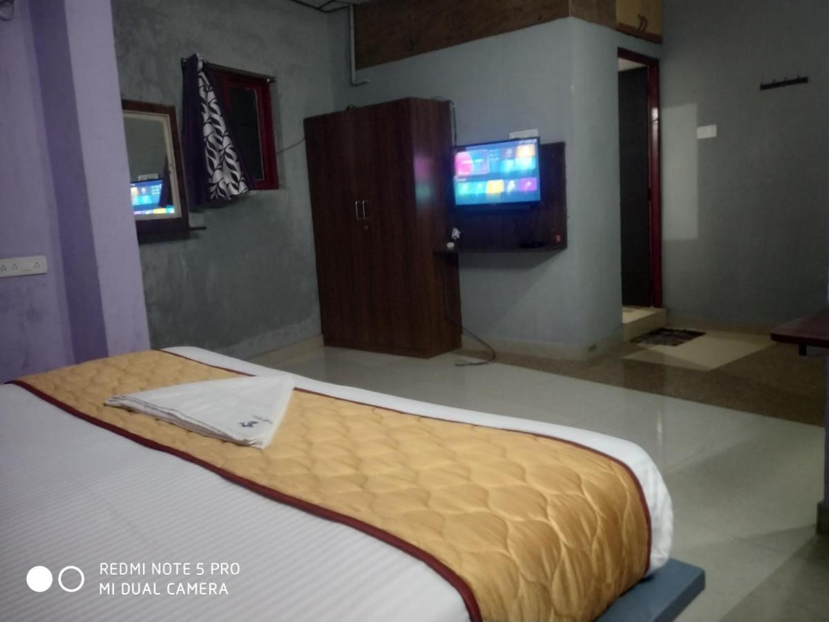 Skyry Hotel Iyyapanthangal Chennai Zewnętrze zdjęcie