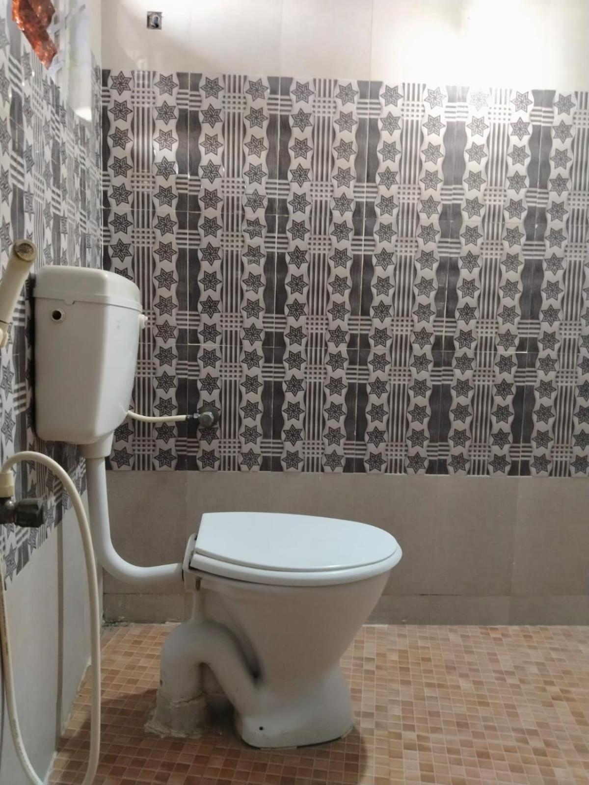 Skyry Hotel Iyyapanthangal Chennai Zewnętrze zdjęcie